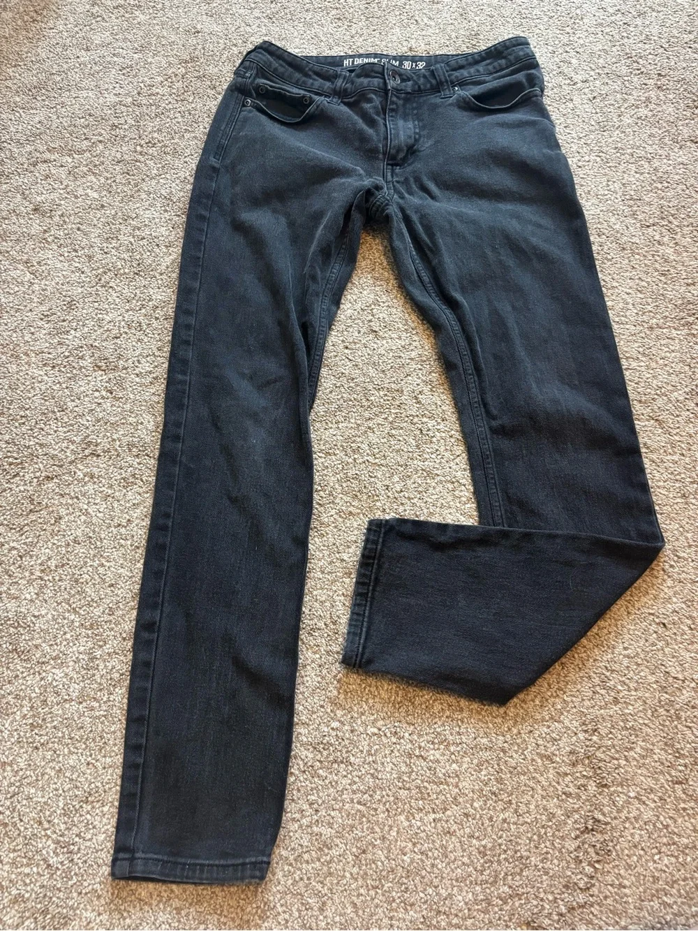 Men’s Hot Topic Denim Size 30x32 black slim jeans